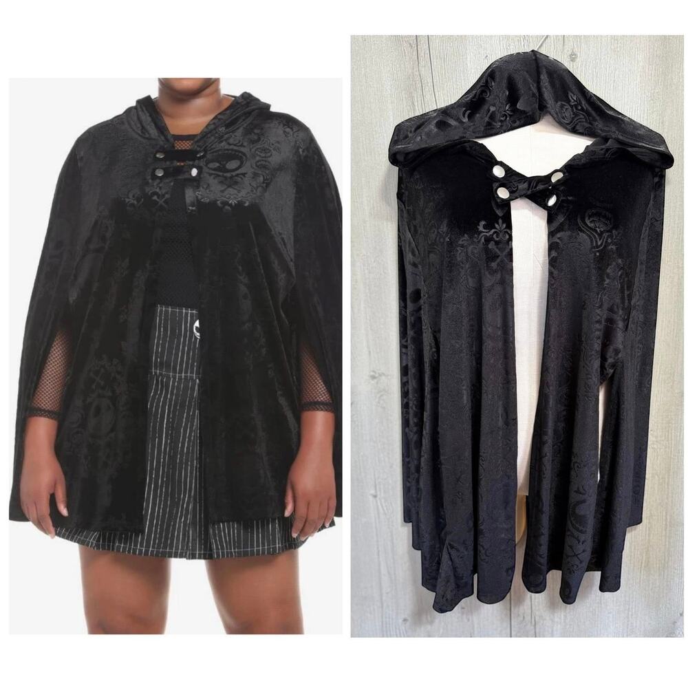 Nightmare Before Christmas Jack Velvet Hooded Cape Torrid Size 1/2 Plus‎ Disney